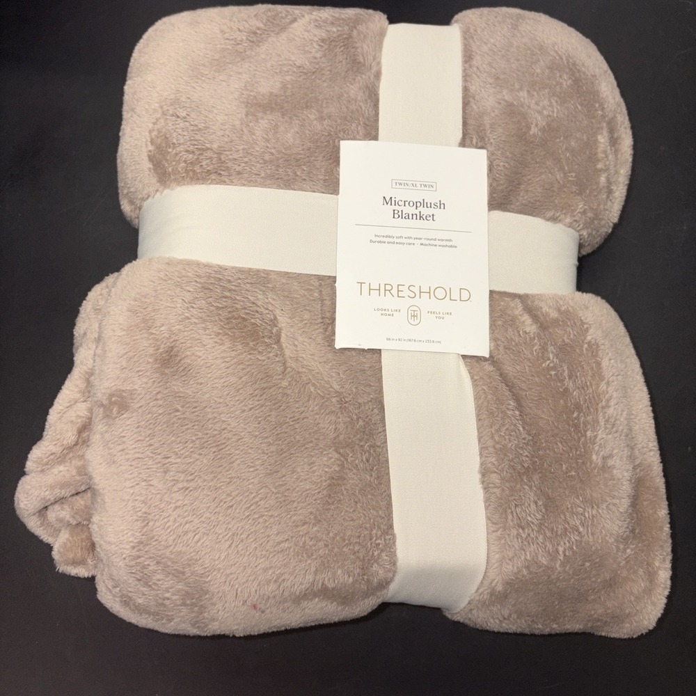 Threshold Microplush Throw Blanket Oversized 92x90 Midweight Post-Consumer